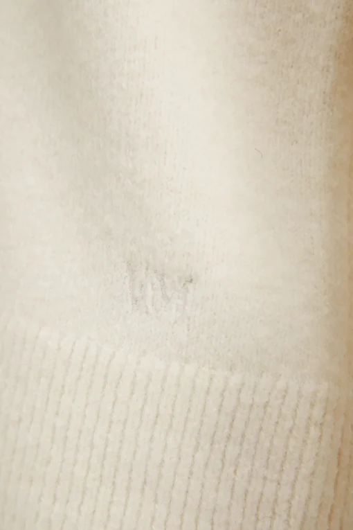 Berkeley V-Neck Knit (Natural)