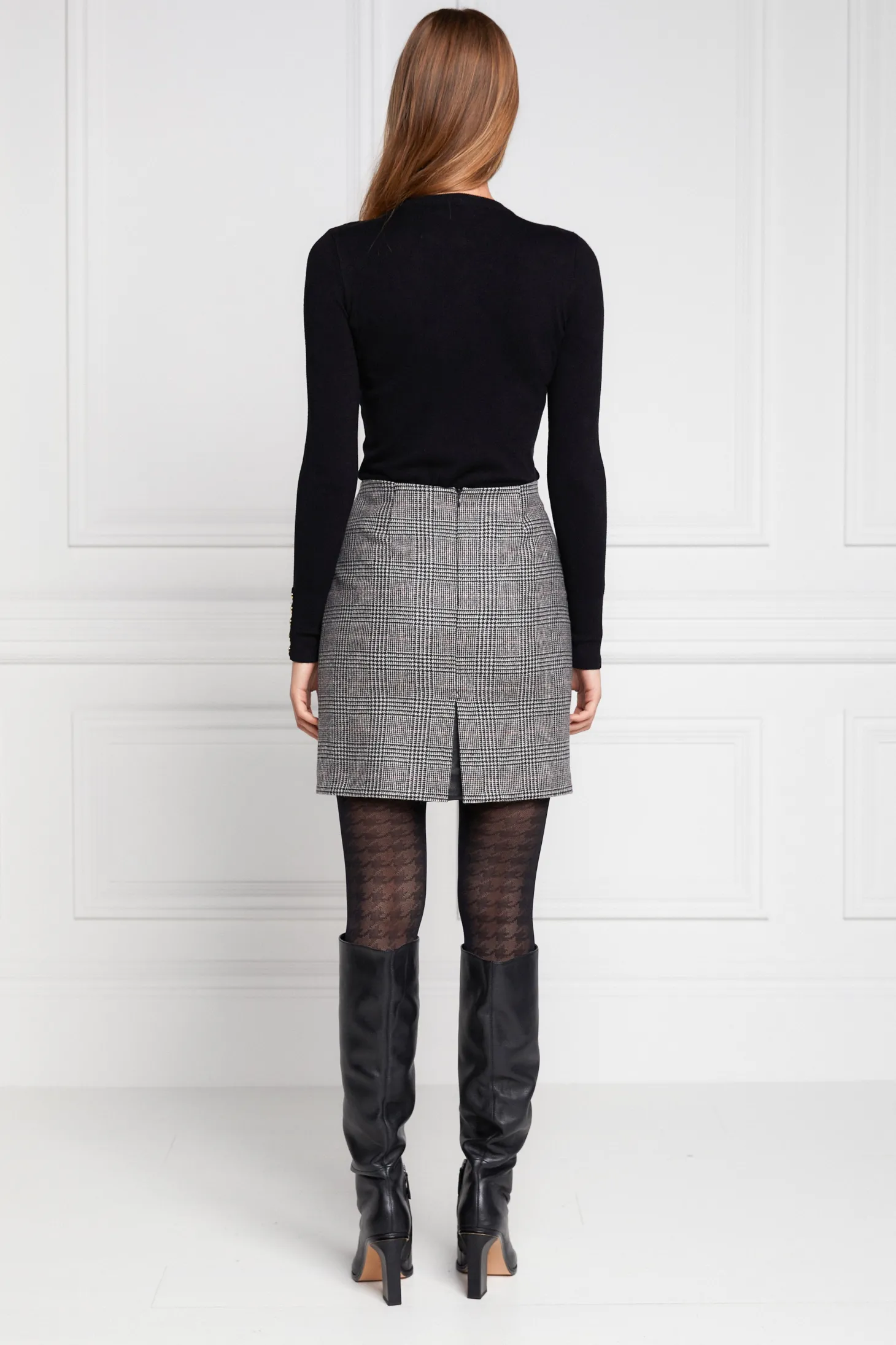 Buttoned Knit Crew Neck (Black)