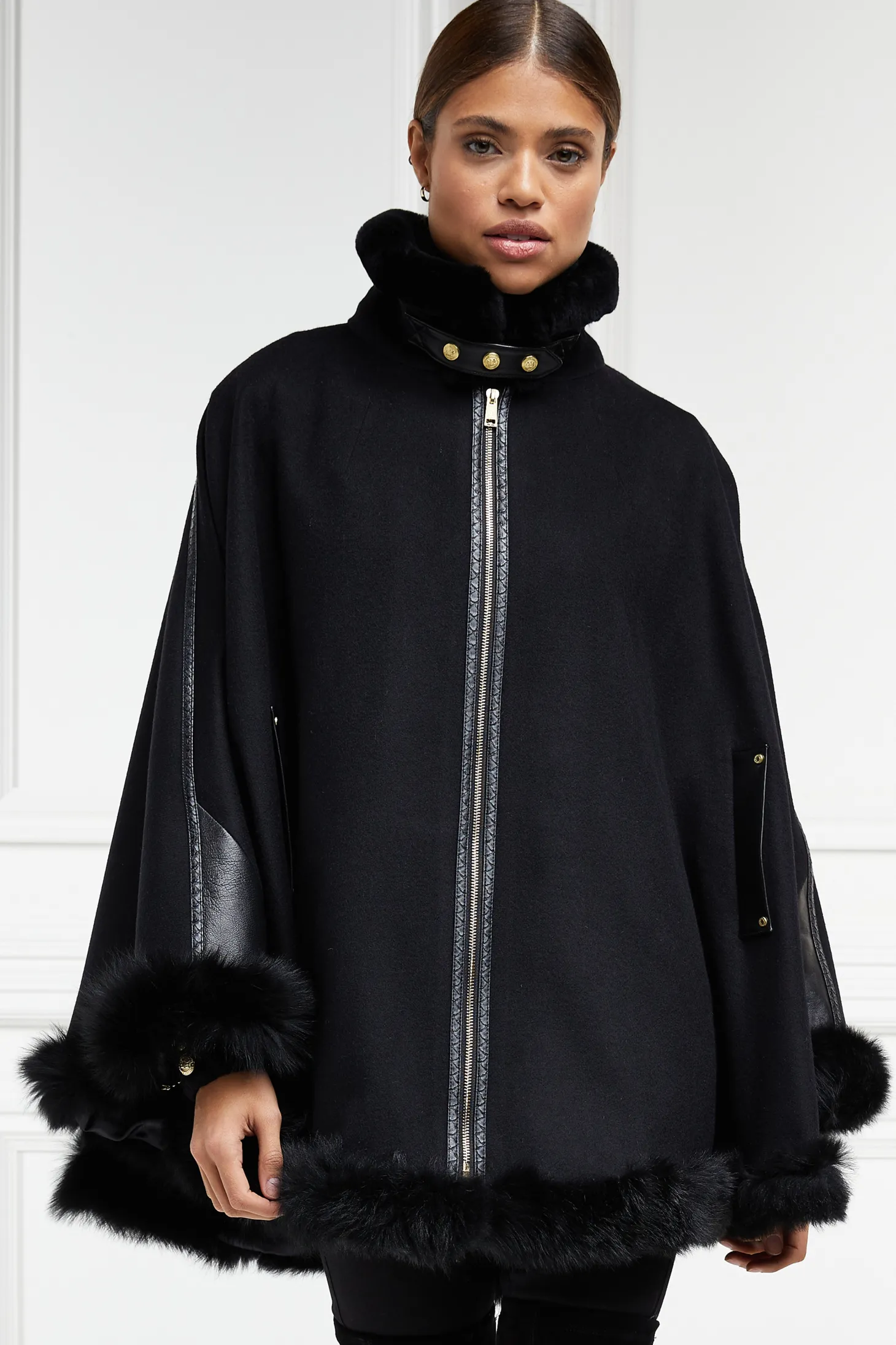 Gold Label Chiltern Cape (Soft Black)