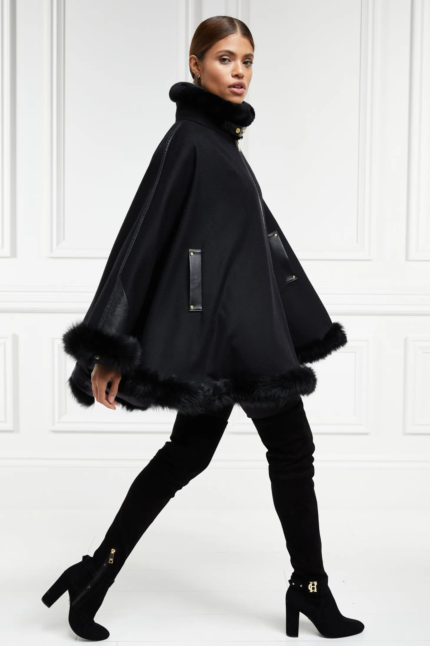 Gold Label Chiltern Cape (Soft Black)