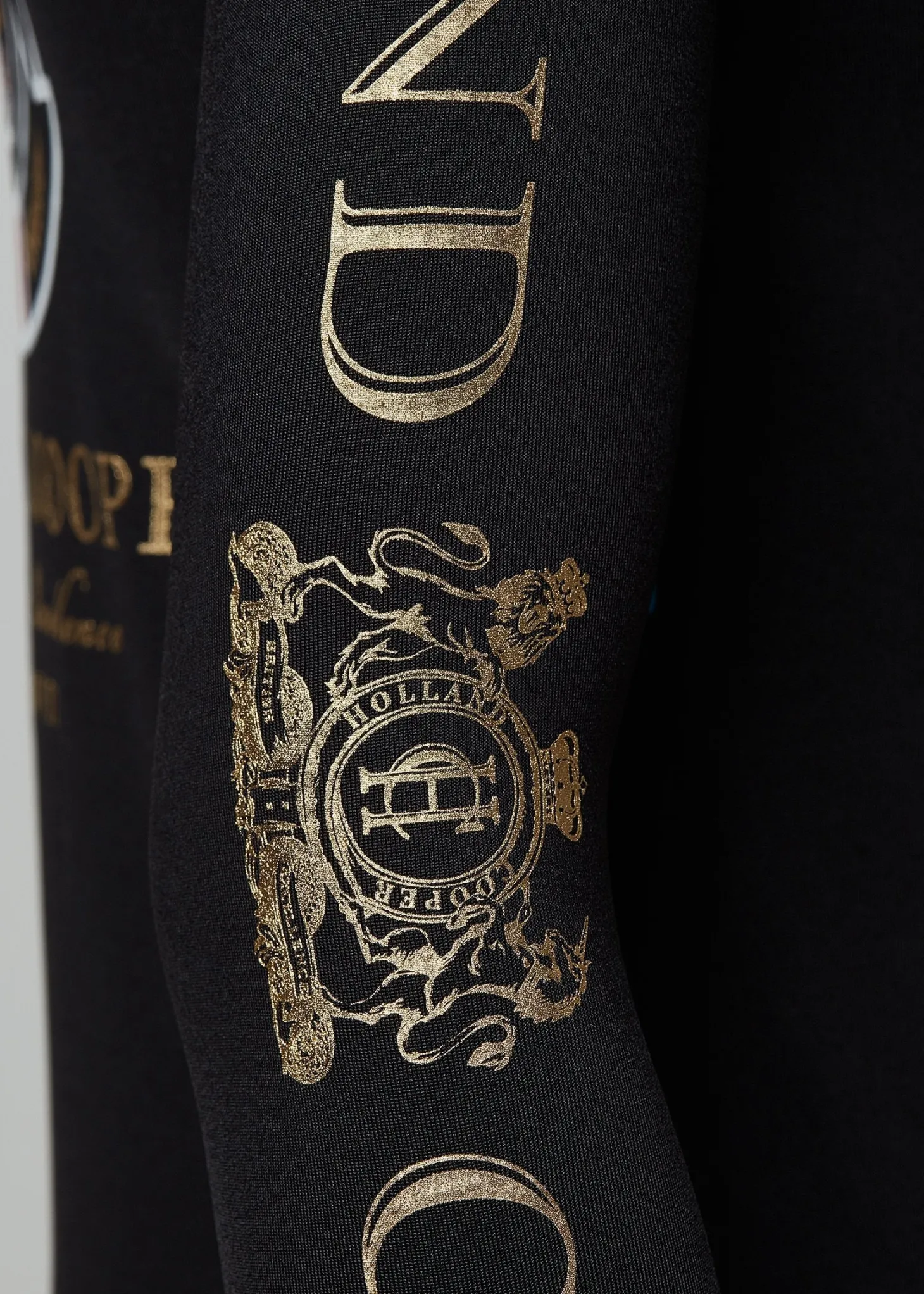 Heritage Base Layer (Black)