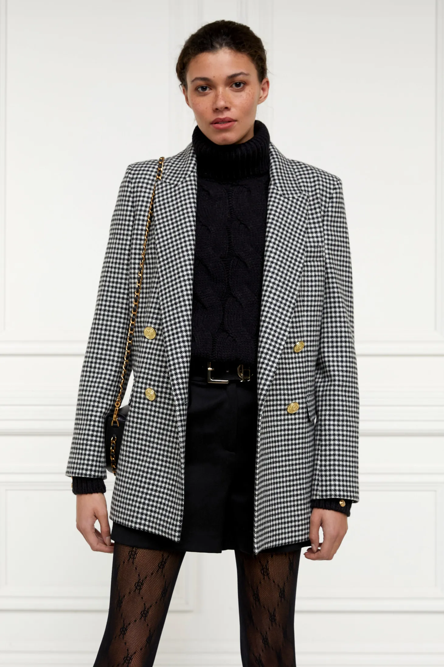 Lucia Roll Neck Knit (Black)