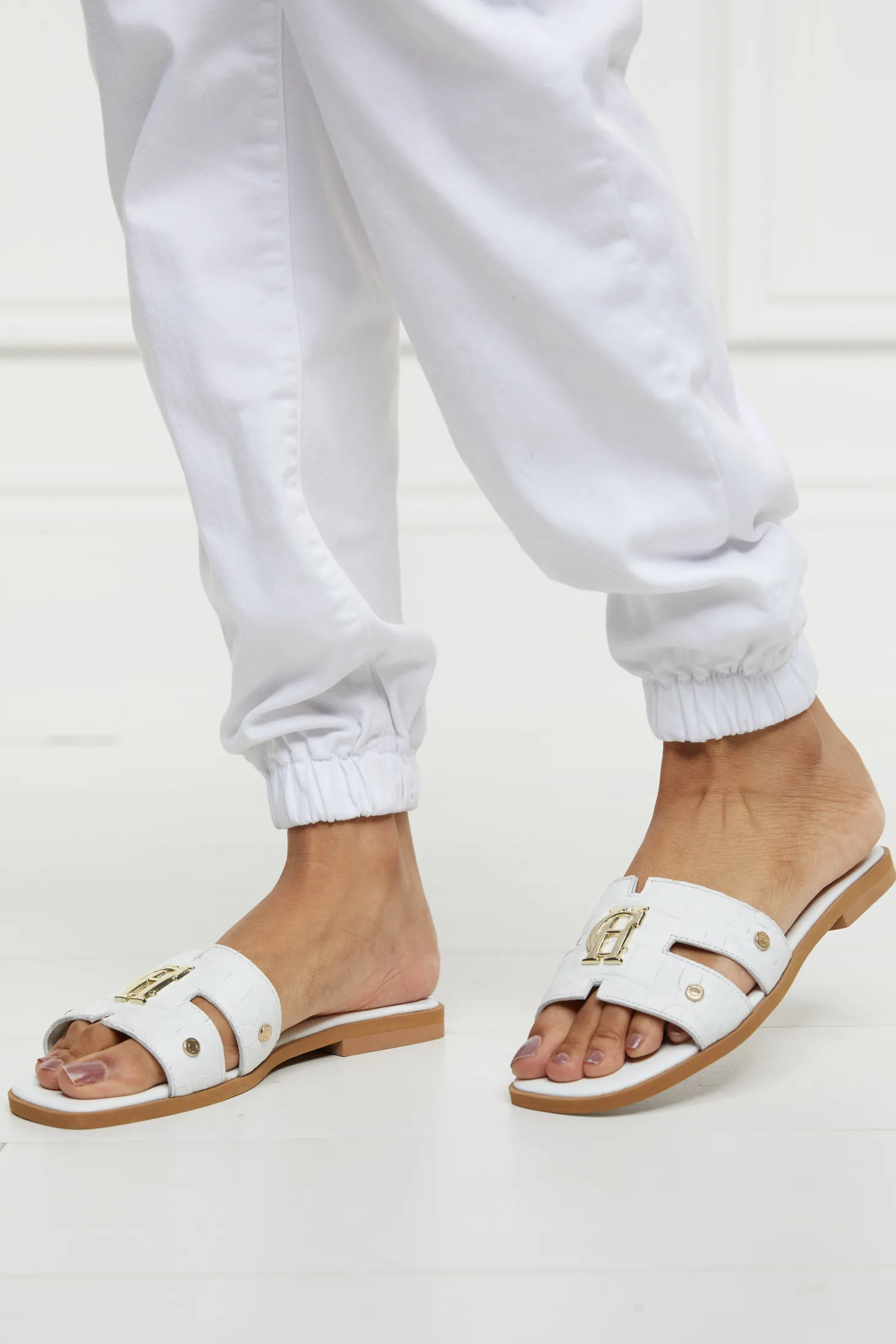 Monogram Slides (White Croc)