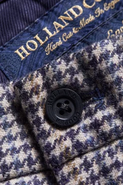 The Classic Trouser (Prince of Wales Navy)