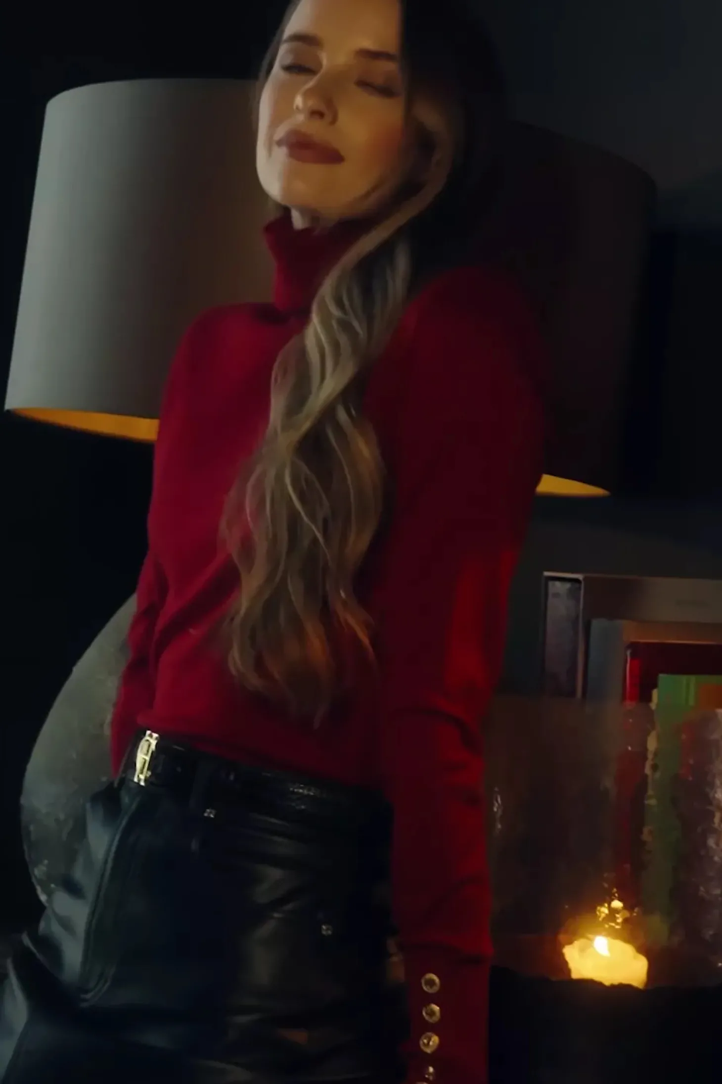 Victoria Cashmere Roll Neck (Berry)